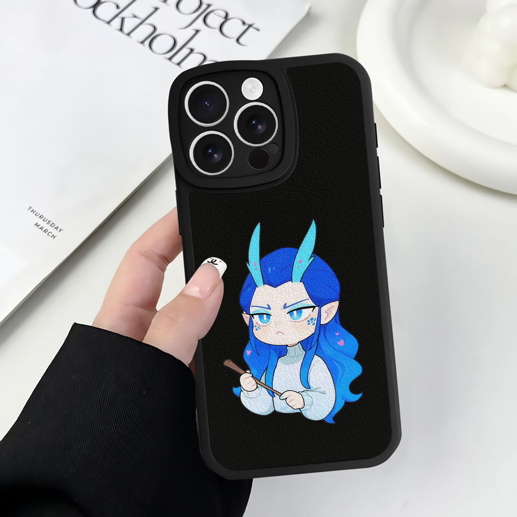 （画像用） Ne Zha 2 ナタ 魔童の大暴れ 【iPhone 16シリーズ対応】シリコンスマホケース（レザー調） 材質：シリコン